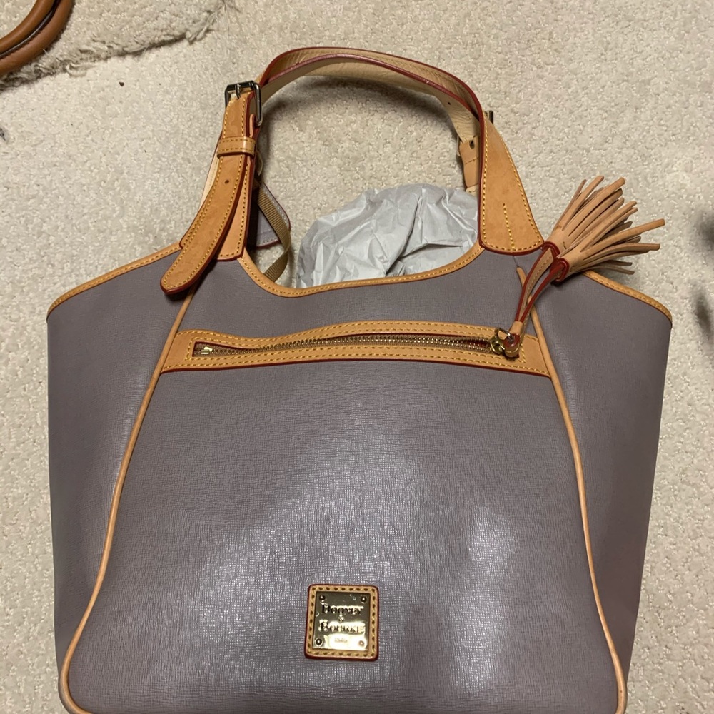 Dooney and Bourke gray purse - Picture 2 of 3